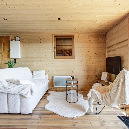 Sophie - Proche Station De * Les Angles (Pyrenees-Orientales)